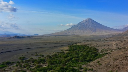 L'Ol Doinyo Lengaï, stratovolcan de Tanzanie