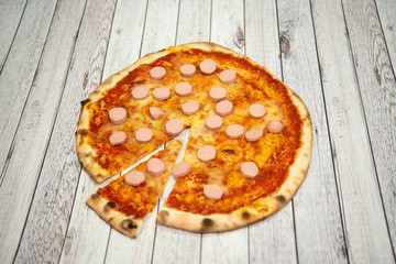 Pizza with wurstel 