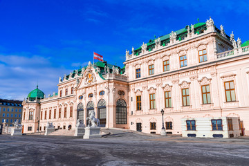 Fototapeta na wymiar Vienna, Austria: Beautiful view of famous Schloss Belvedere or Upper Belvedere