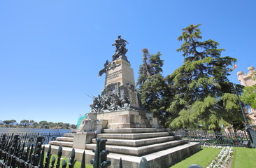 Obraz premium Historical statue monument Alcazar castle Segovia Spain