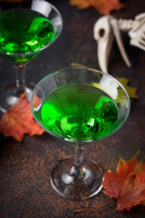 Halloweens spooky drink green martini cocktail