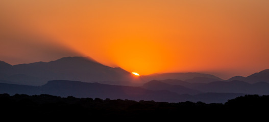 Fototapeta na wymiar Sonnenaufgang über dem Taurusgebirge 
