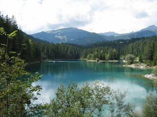 Fototapeta na wymiar Caumasee in Flims - Kanton Graubünden- Schweiz