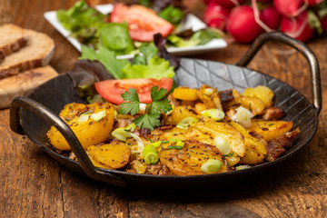 rustic tyrolean groestl