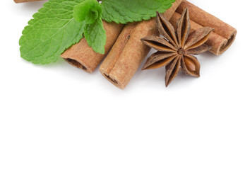 Fototapeta premium Cloves, anise and cinnamon isolated on white background