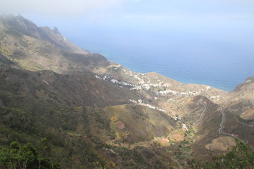 Fototapeta na wymiar Anaga y sus playas en Tenerife