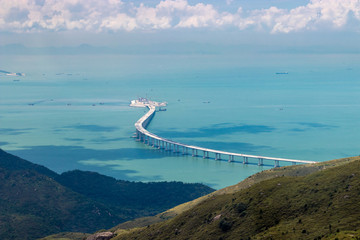 New Hong Kong to Macau bridge and tunnel