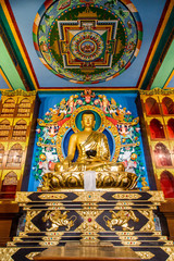 チベット仏教のお寺、お釈迦様、ブッダ