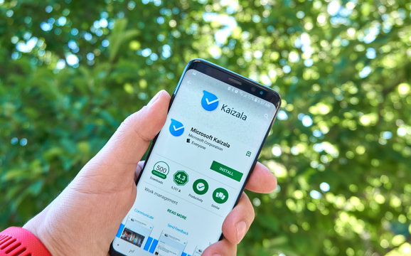 Microsoft Kaizala mobile app on Samsung s8.
