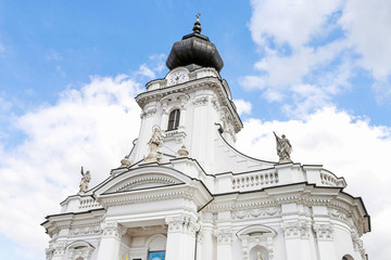Fototapeta na wymiar WADOWICE, POLAND - SEPTEMBER 14, 2019: Basilica in Wadowice, Poland.