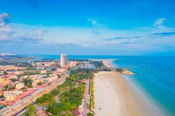 City waterfront view of Silver Beach in The Northwest Sea