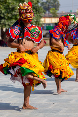 インド、ブッダガヤにあるブータン寺院でのチベット仏教の踊り、マスクダンス