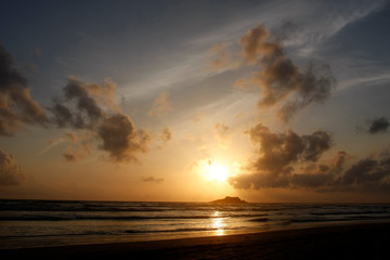 Naklejka na ściany i meble Sonnenuntergang am Indischen Ozean