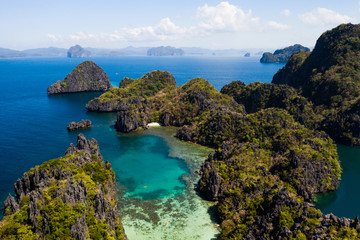 Fototapeta premium Tropical beach in El Nido, Palawan, Philippines
