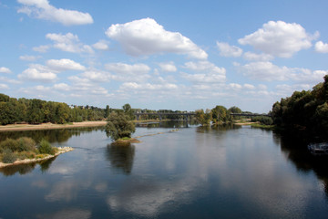 Fototapeta na wymiar bord de Loire