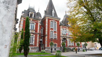 Obraz premium View of the Basilica of Lourdes in France