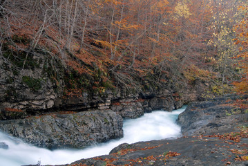 Paisajes de ordesa en Otoño. Huesca.España