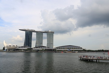 Fototapeta premium シンガポールのマリーナベイエリアの風景