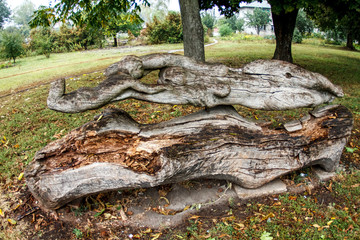 Wooden object in the shape of a woman