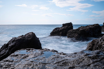 Brandung am Meer in Italien