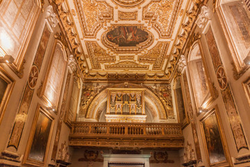 Obraz premium VALLETTA, MALTA - NOVEMBER 7, 2017: Interior of St John's Co-Cathedral in Valletta, Malta