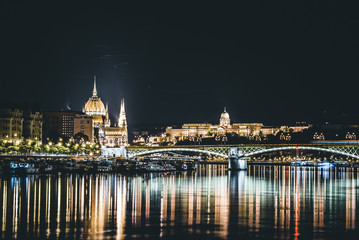 budapest by night