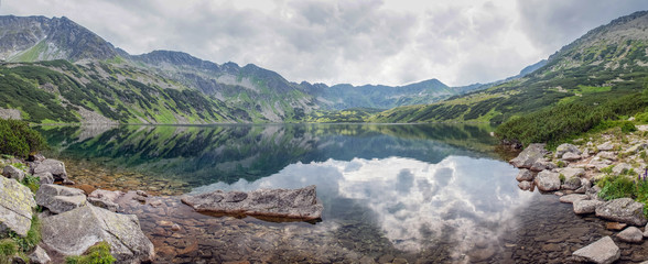 Valley of the Five Polish Lakes (Dolina Pięciu Stawów Polski © Tomasz