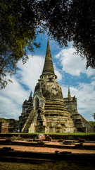 Obraz premium Old temple in Autthaya (Thailand) 