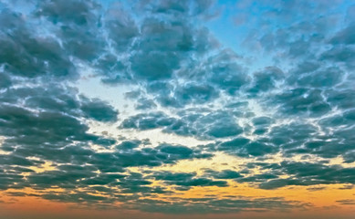 Obraz premium Fluffy Clouds In Blue Sky Background (Oil Paint filter)