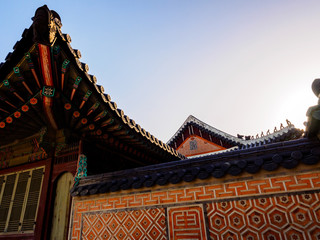 Fototapeta premium Roofs in Korea, traditional korean architecture. Gyeongbokgung Palace, Seoul, South Korea.