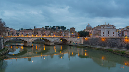 Fototapeta na wymiar Brücke am Tiber