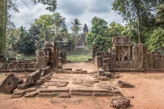Bakong temple is what we call "pre angkorian" temples, Siem Reap province, Cambodia