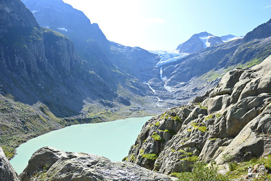 Triftgletscher und Triftsee bei Triftbr&uuml;cke