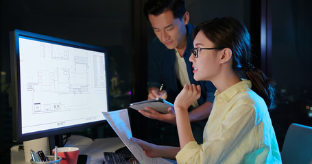 interior designers discussing ideas © ryanking999