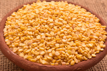 indian pulses in pot