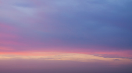 Naklejka na ściany i meble Purple morning sky before the sunrise