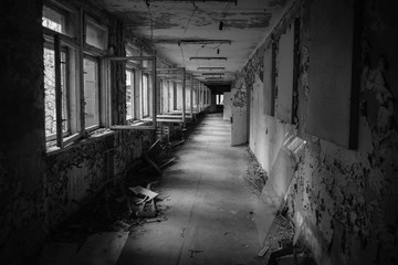 Fototapeta premium Opuszczona szkoła w Prypeci w Czarnobylskiej Strefie Wykluczenia