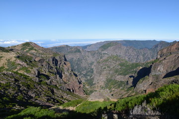 Fototapeta na wymiar Madeira portugal pico do arieiro