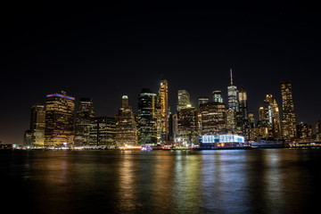Fototapeta na wymiar New York Skyline Manhattan Night