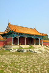 Obraz premium Chinese ancient architectural landscape in Eastern Royal Tombs of the Qing Dynasty, China