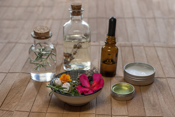 Modern apothecary essential oil candle flowers aromatherapy natural homemade rosemary lavander stinging nettle essential oil essence 