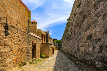 Obraz premium Narrow streets in Rhodes old town