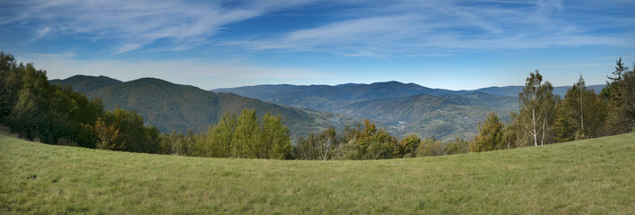 Panorama z Bekidu Sądeckiego okolice Koziarza na Gorce © Ola i Eryk