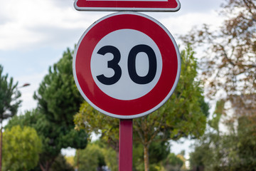 Limitation 30 km/h