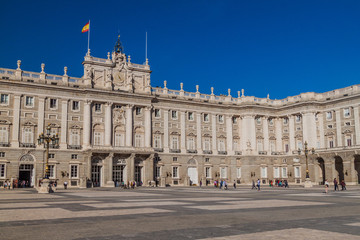 Obraz premium MADRID, SPAIN - OCTOBER 25, 2017: Royal Palace (Palacio Real) in Madrid, Spain