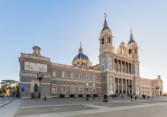 Fototapeta na wymiar MADRID, SPAIN - OCTOBER 25, 2017: Catedral de la Almudena cathedral in Madrid, Spain