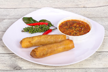 Deep fried spring roll with prawn