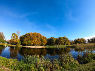Colorfull city park in the autumn season