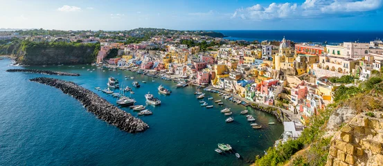 Papier Peint photo Naples Vue panoramique de la belle île de Procida, près de Napoli, région de Campanie, Italie.