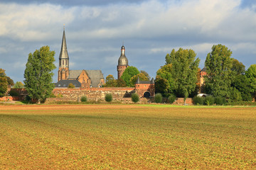 Stadtansicht von Zons, Zollfeste am Rhein